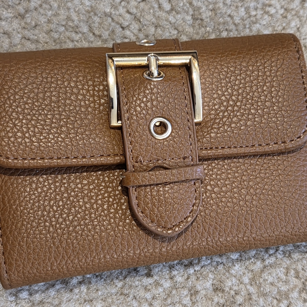 Steve Madden Tan Textured Wallet with Gold Buckle